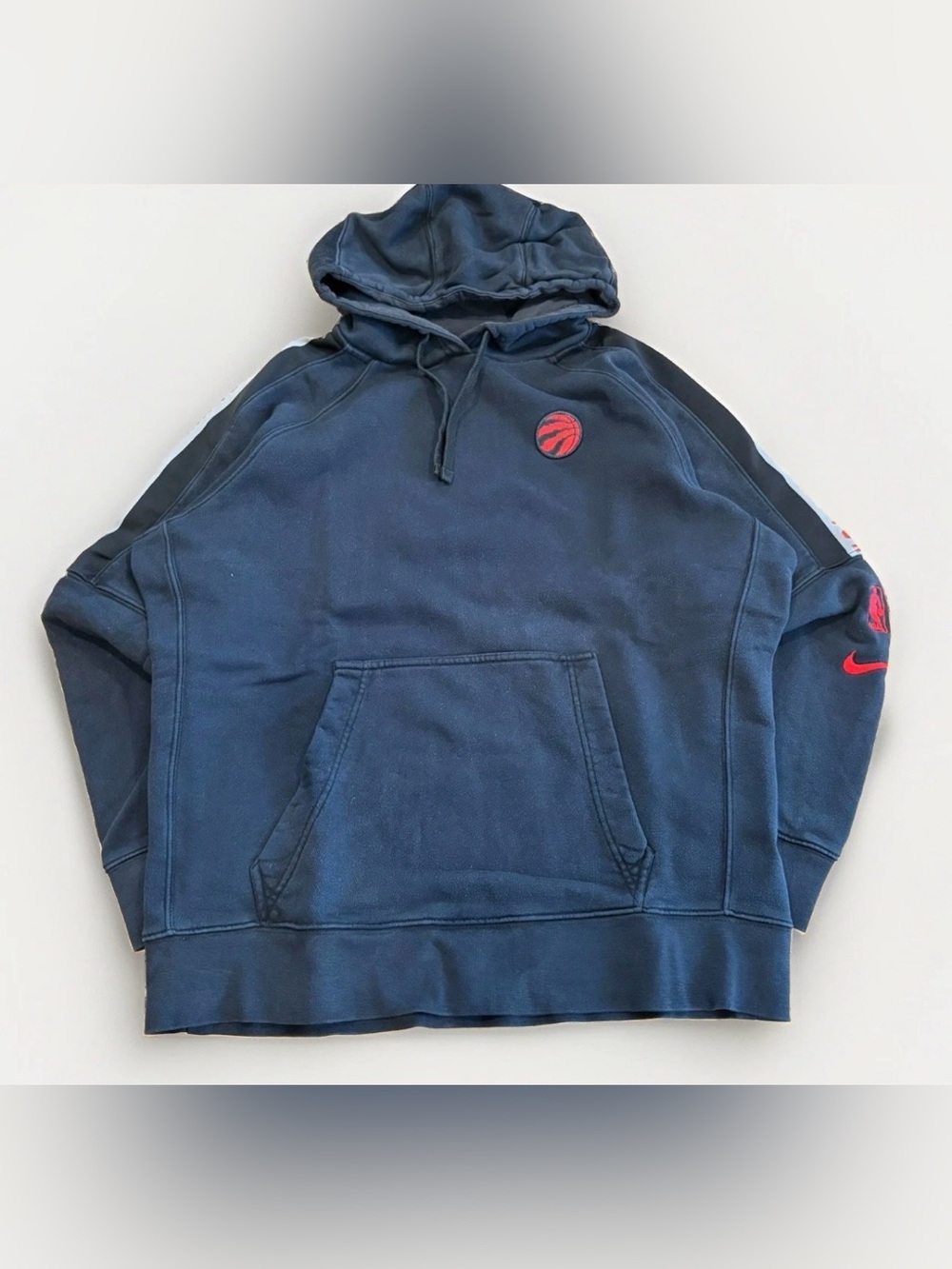 Toronto Raptors Hoodie Size Medium Rare Tape Stripe Arms NBA Basketball Merch
